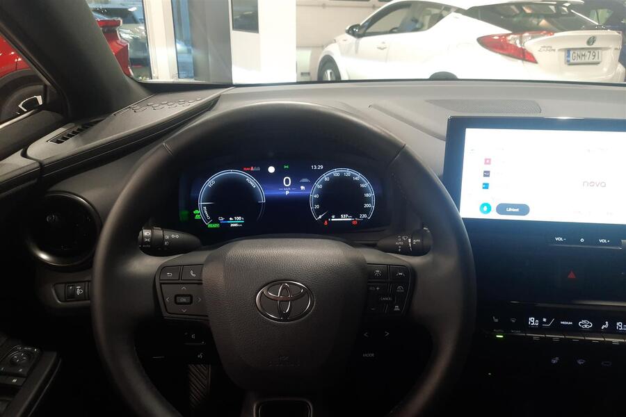 Toyota C-HR vaihtoauto