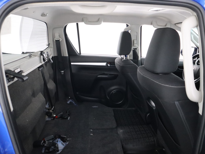 Toyota Hilux vaihtoauto