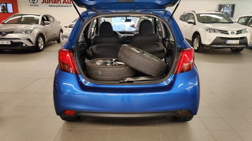 Toyota Yaris vaihtoauto