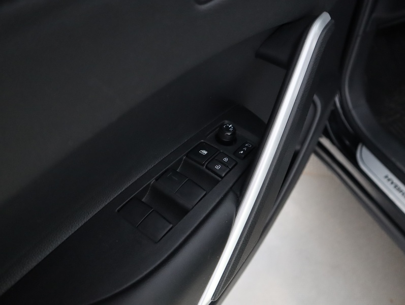 Toyota Corolla Cross vaihtoauto