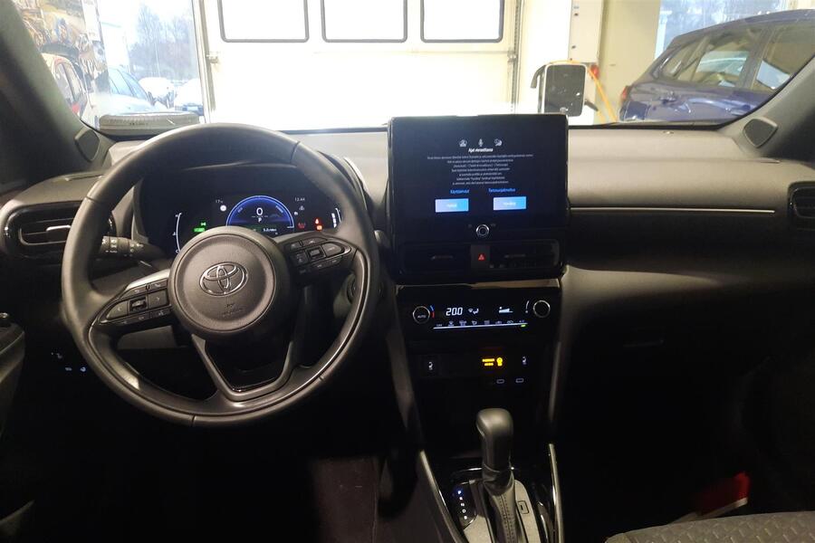 Toyota Yaris Cross vaihtoauto