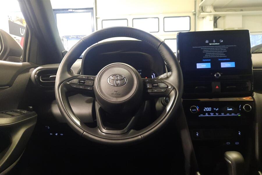 Toyota Yaris Cross vaihtoauto