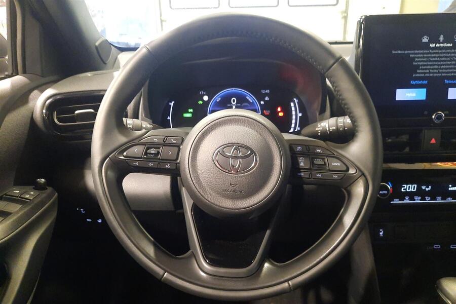 Toyota Yaris Cross vaihtoauto