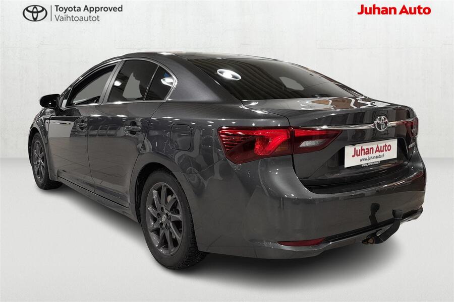 Toyota Avensis vaihtoauto