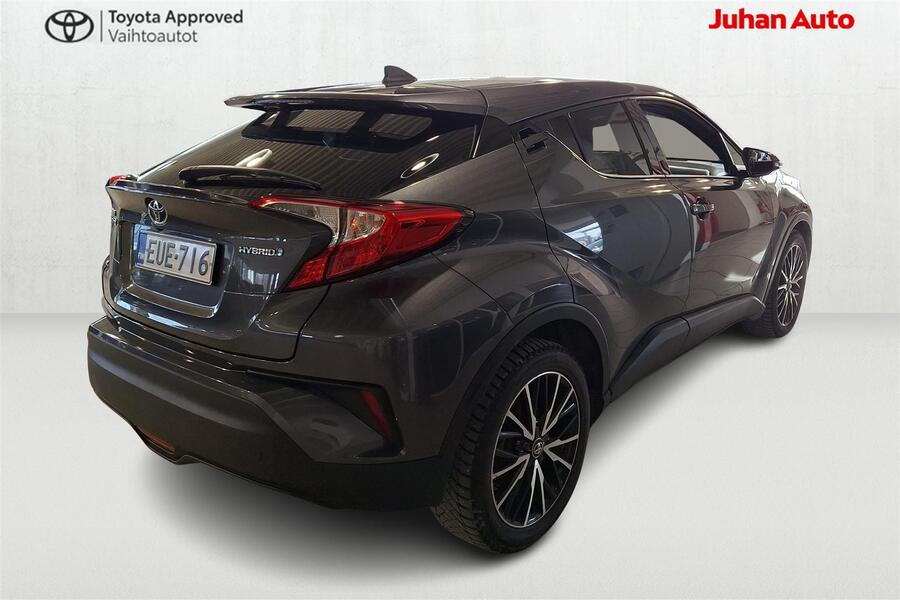 Toyota C-HR vaihtoauto