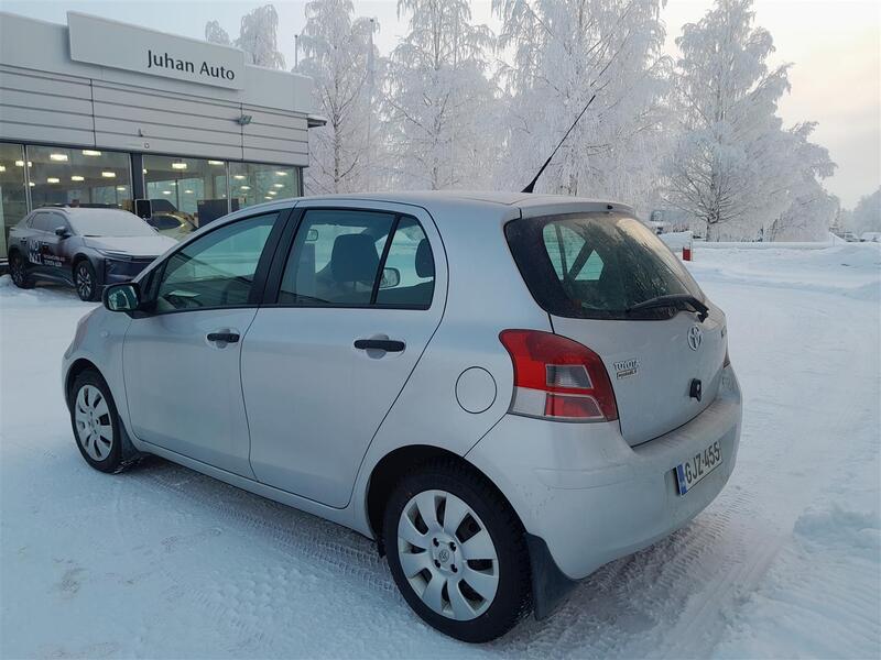 Toyota Yaris vaihtoauto