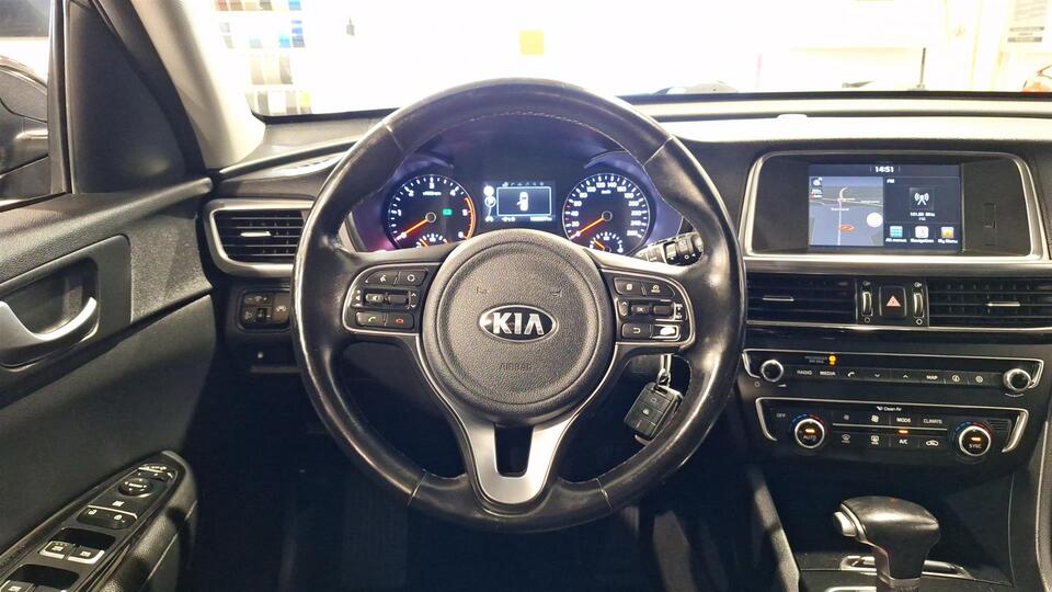 Kia Optima vaihtoauto