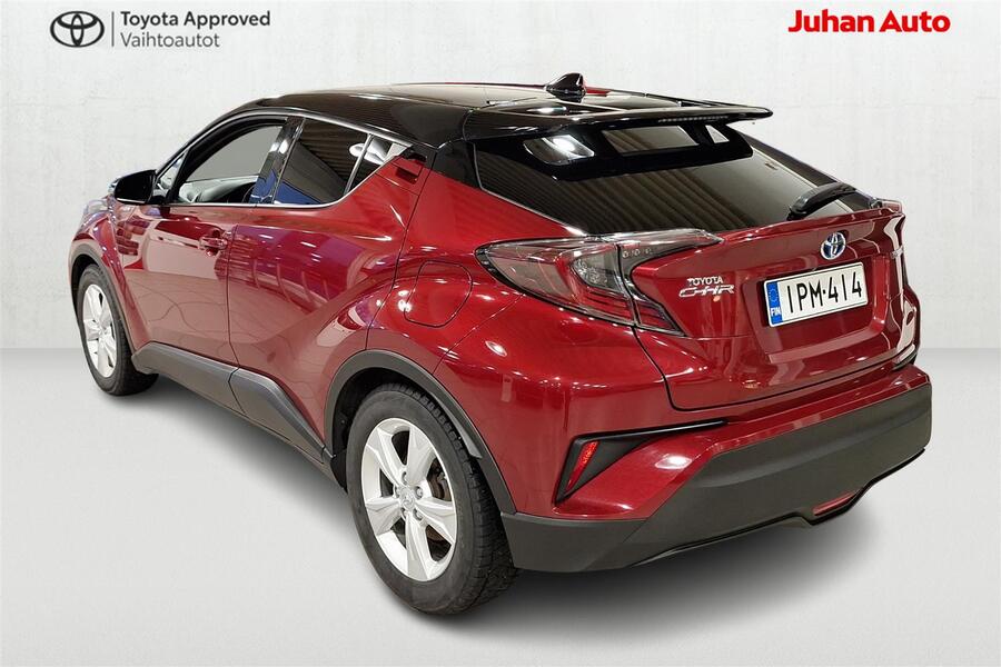 Toyota C-HR vaihtoauto