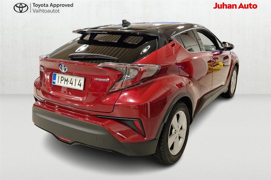 Toyota C-HR vaihtoauto