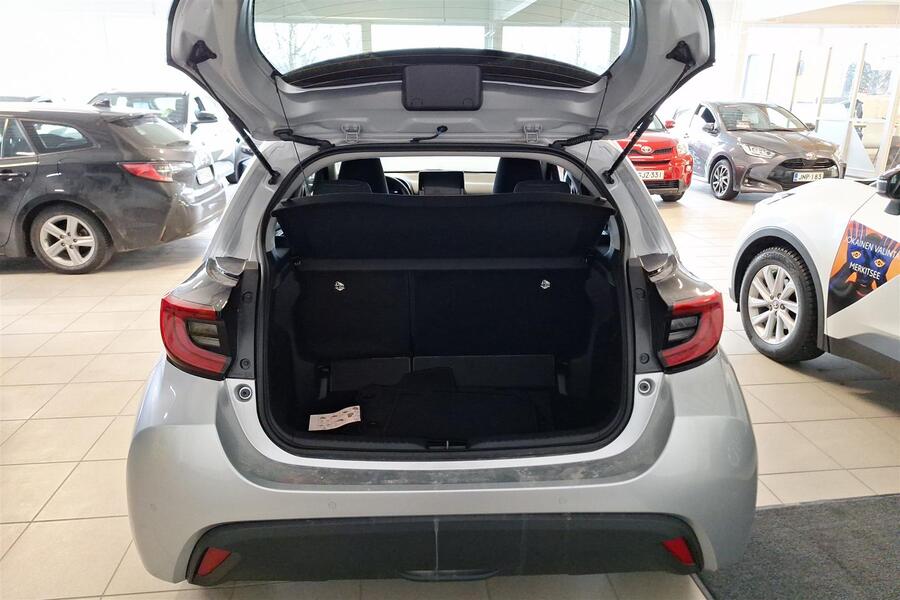 Toyota Yaris vaihtoauto