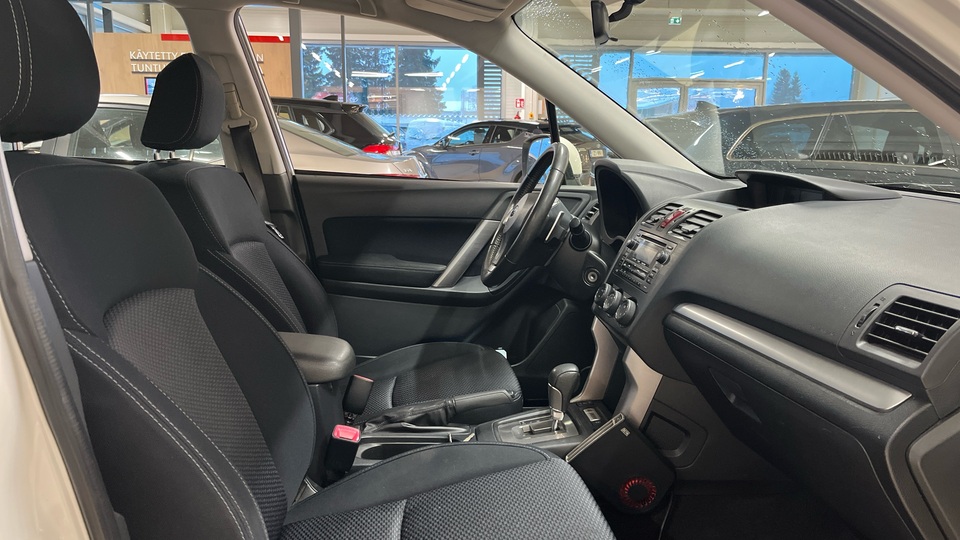 Subaru Forester vaihtoauto