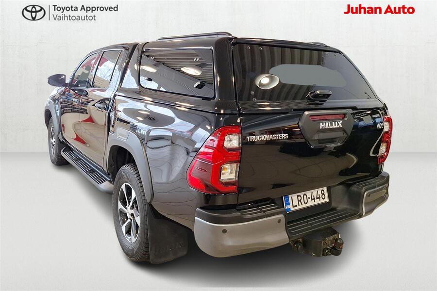 Toyota Hilux vaihtoauto