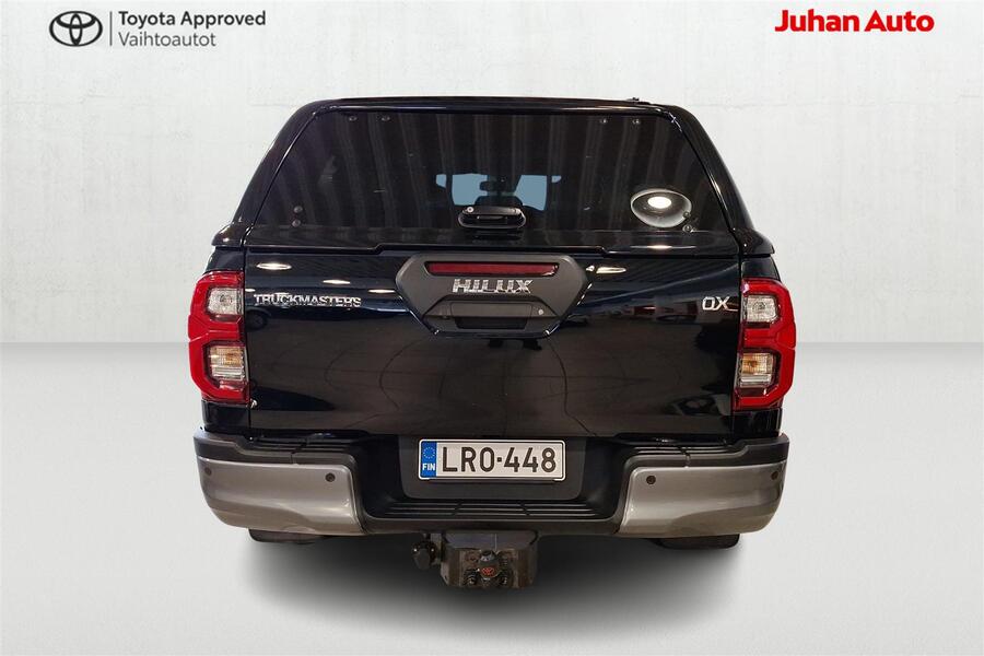 Toyota Hilux vaihtoauto