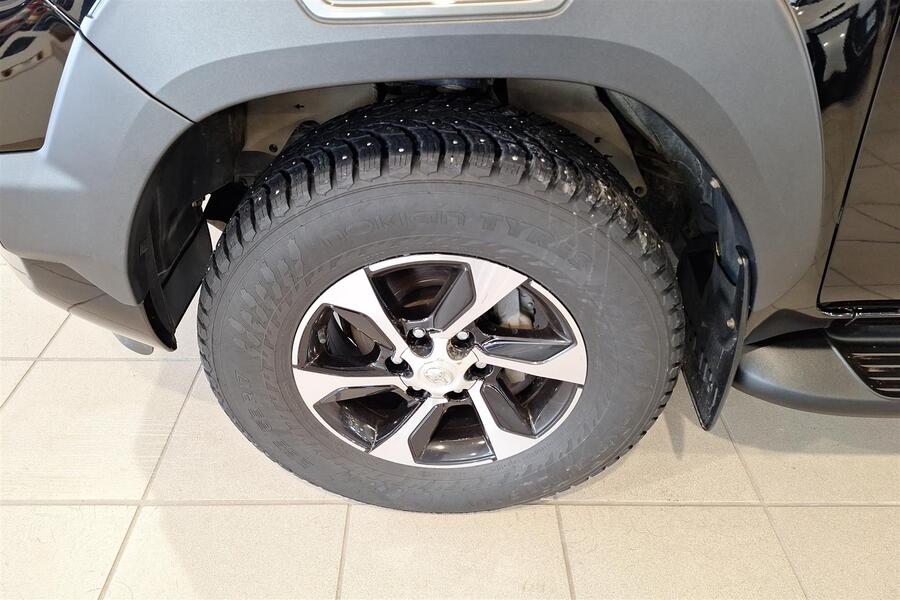 Toyota Hilux vaihtoauto