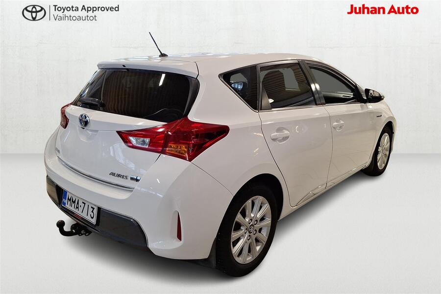 Toyota Auris vaihtoauto