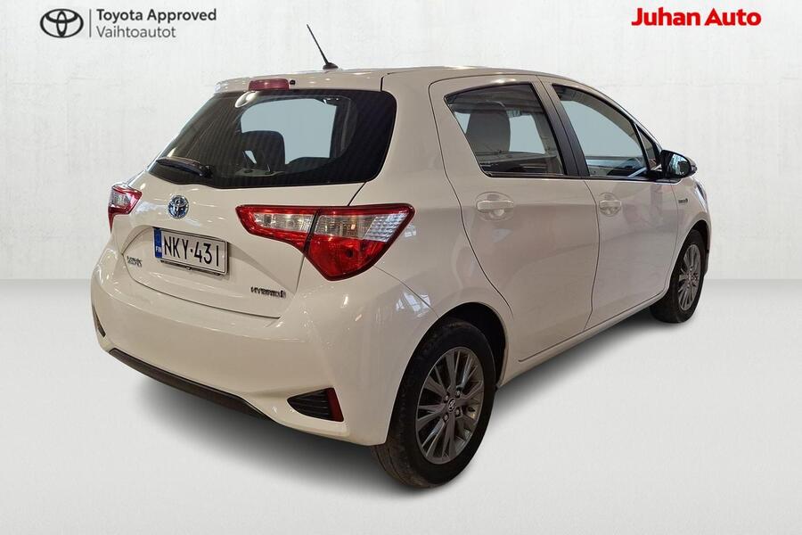 Toyota Yaris vaihtoauto