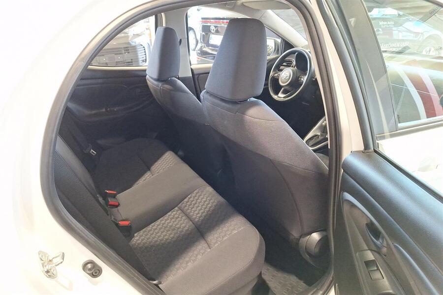 Toyota Yaris vaihtoauto