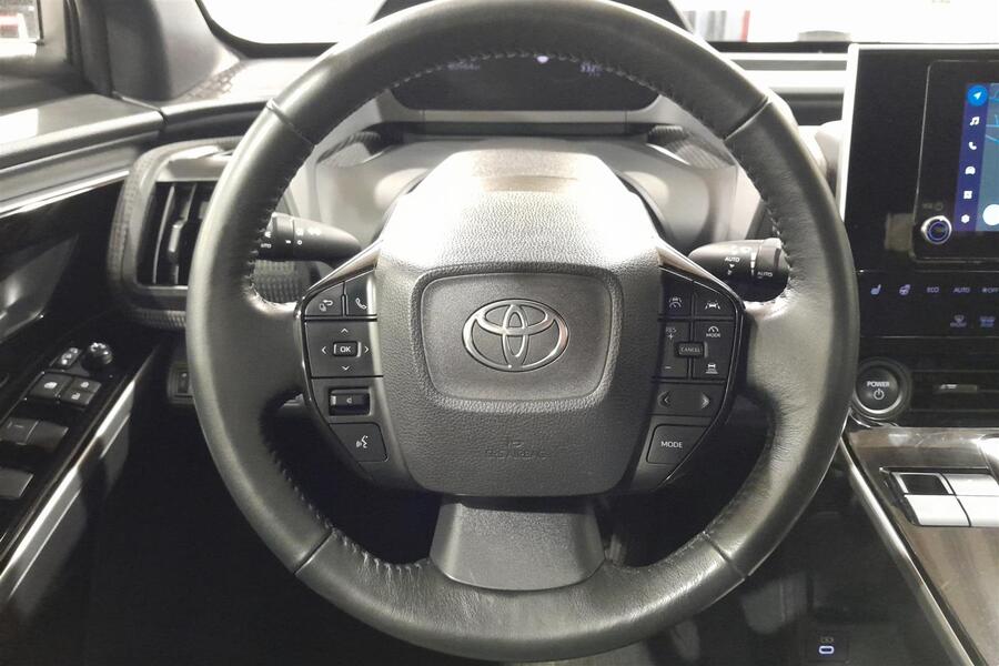 Toyota bZ4X vaihtoauto