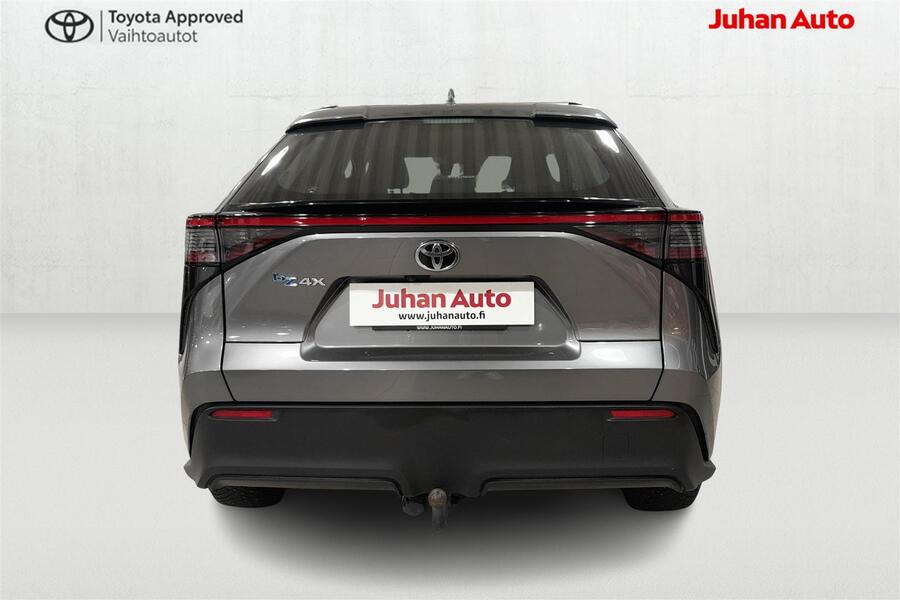 Toyota bZ4X vaihtoauto