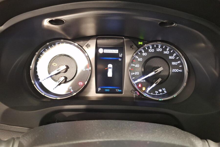 Toyota Hilux vaihtoauto