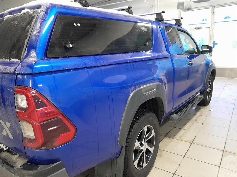 Toyota Hilux vaihtoauto