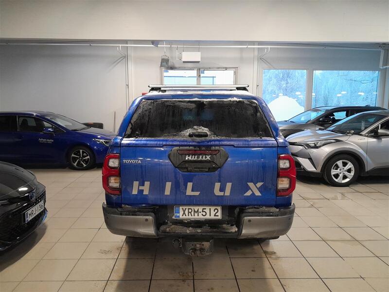 Toyota Hilux vaihtoauto
