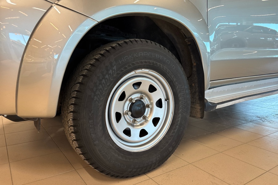 Toyota Hilux vaihtoauto