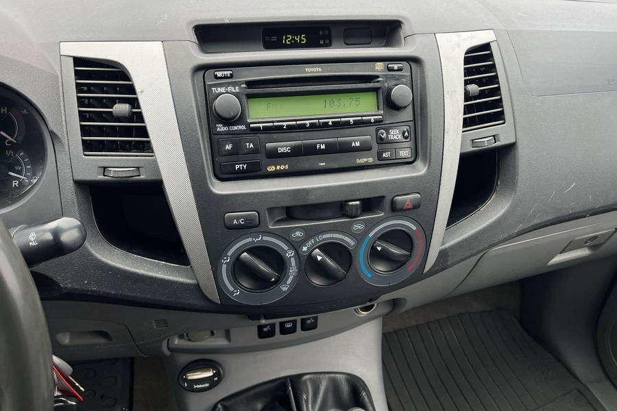 Toyota Hilux vaihtoauto