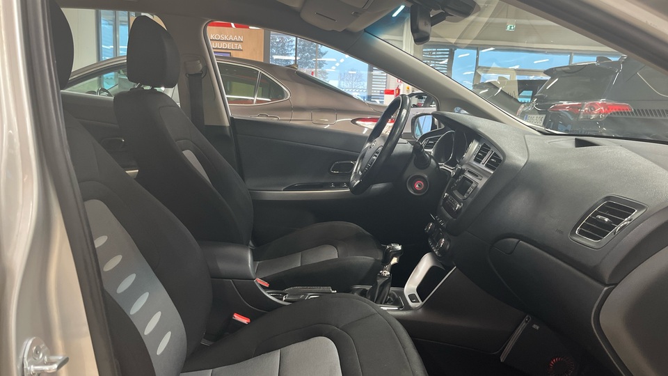 Kia Ceed vaihtoauto