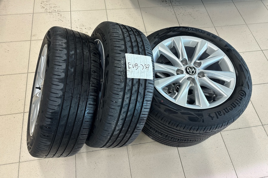 Toyota Corolla vaihtoauto