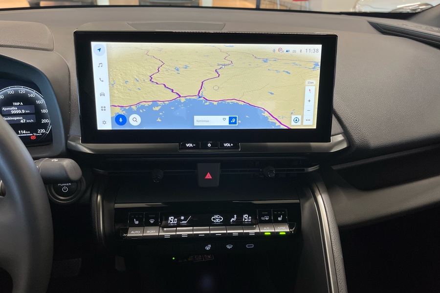 Toyota C-HR vaihtoauto