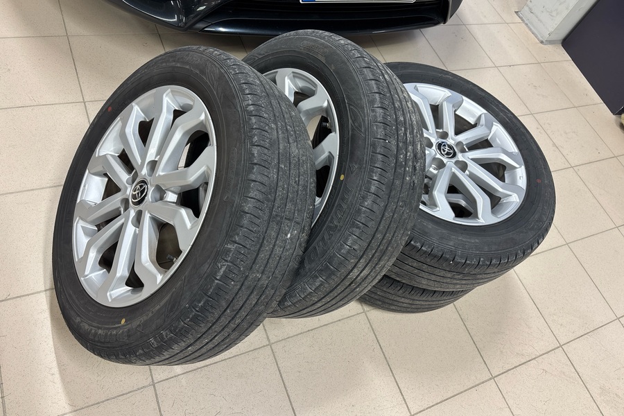 Toyota Corolla Cross vaihtoauto