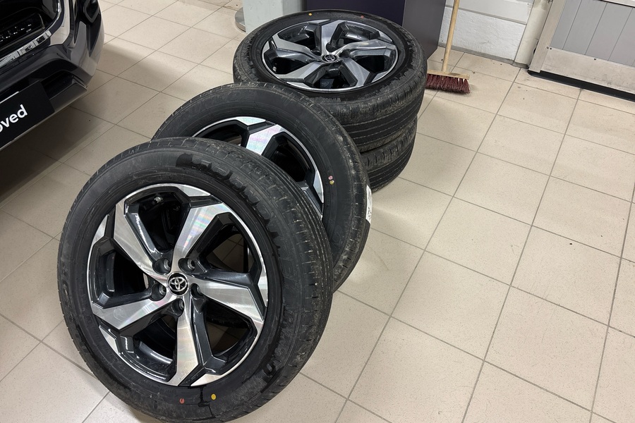 Toyota RAV4 vaihtoauto