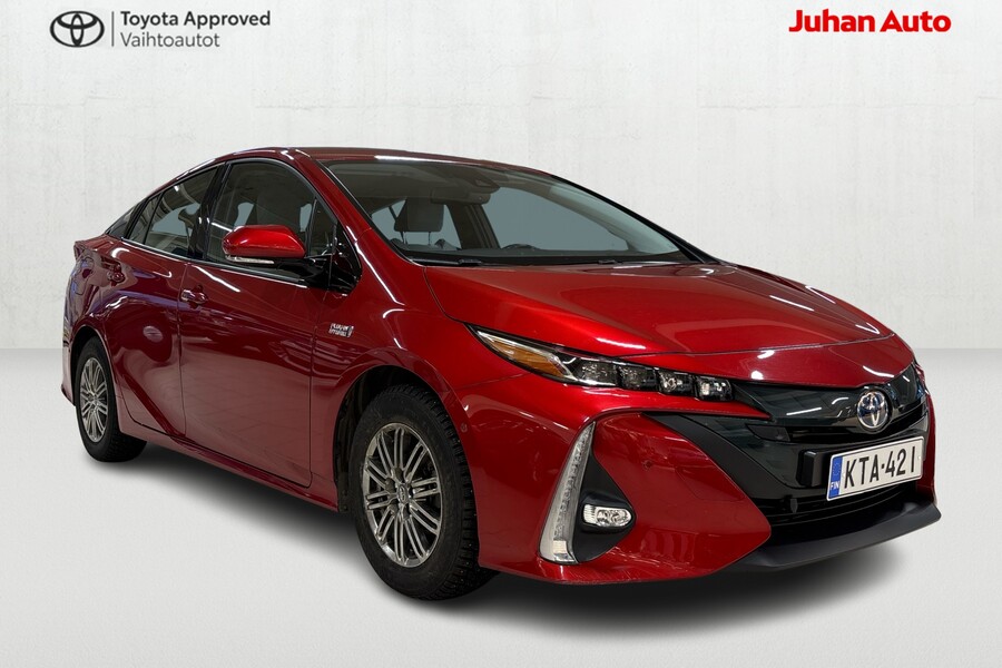 Toyota Prius Plug-in vaihtoauto