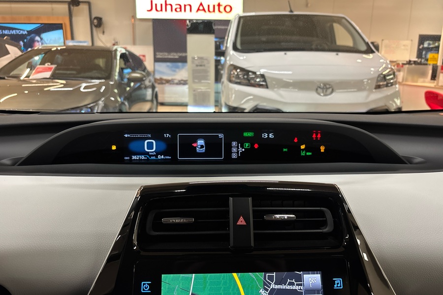 Toyota Prius Plug-in vaihtoauto