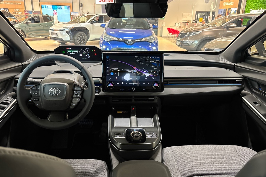 Toyota bZ4X vaihtoauto