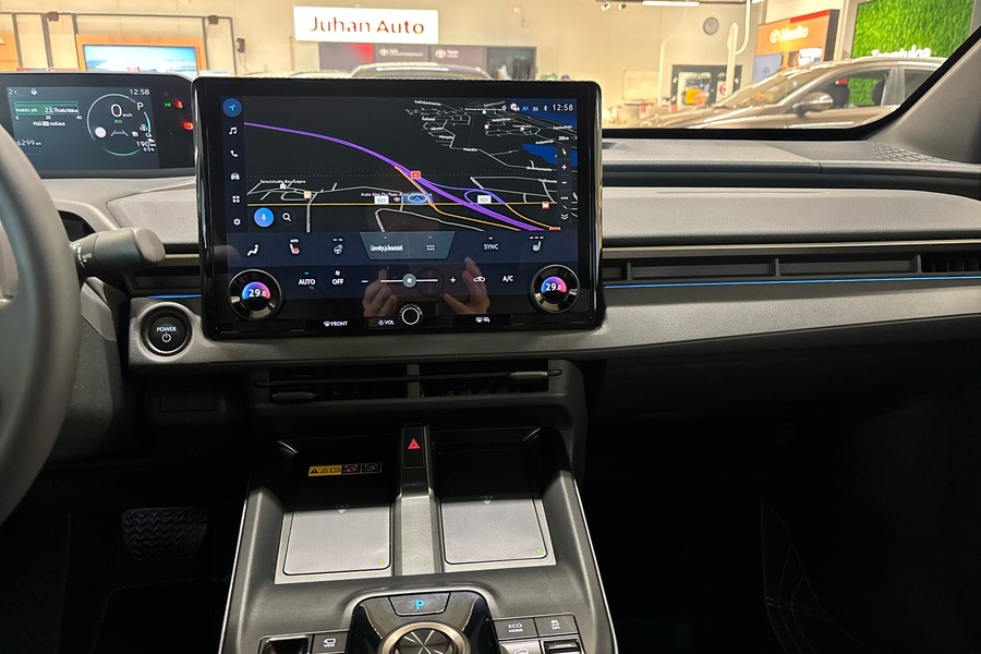 Toyota bZ4X vaihtoauto