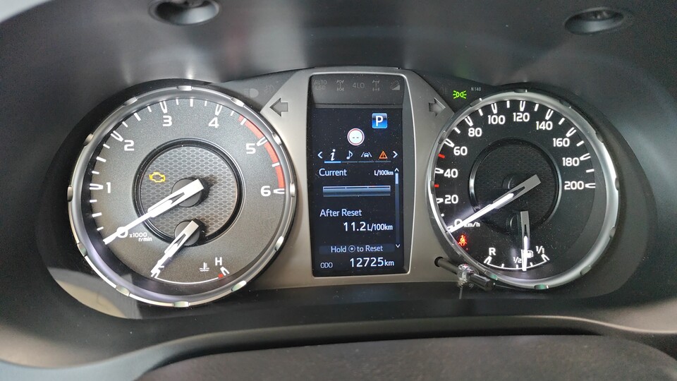 Toyota Hilux vaihtoauto