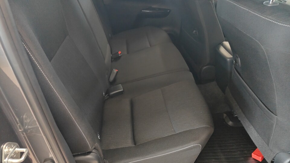 Toyota Hilux vaihtoauto