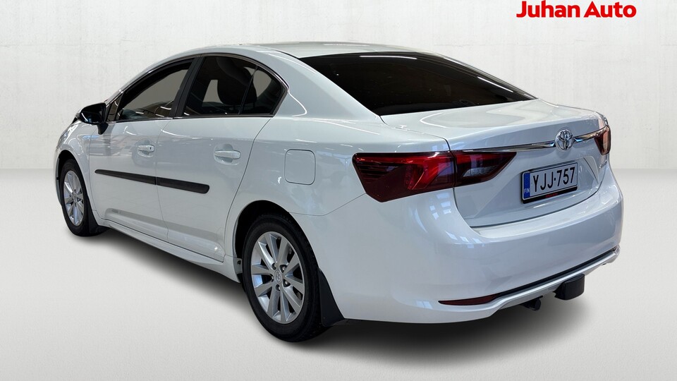 Toyota Avensis vaihtoauto