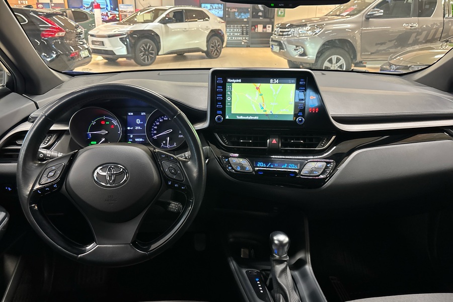 Toyota C-HR vaihtoauto