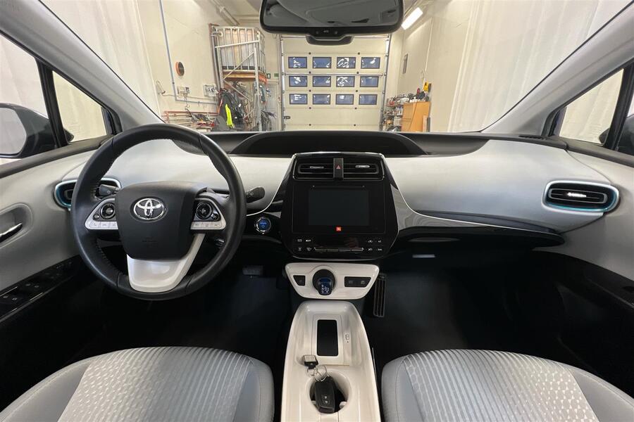 Toyota Prius vaihtoauto