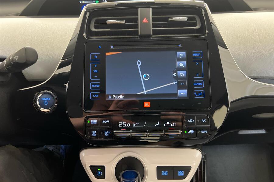 Toyota Prius vaihtoauto