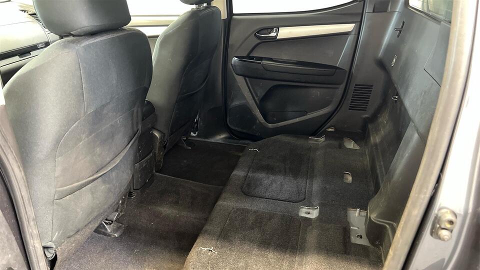 Isuzu D-Max vaihtoauto