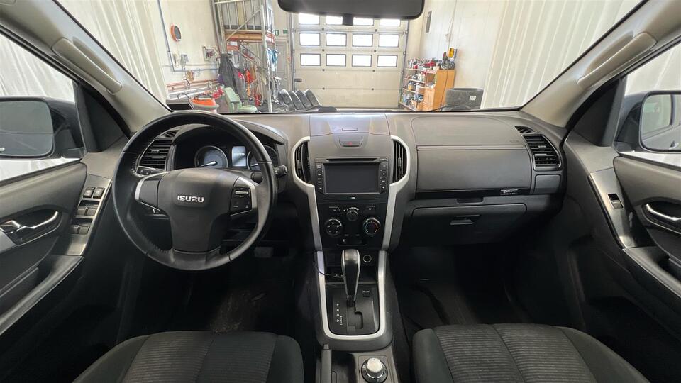 Isuzu D-Max vaihtoauto