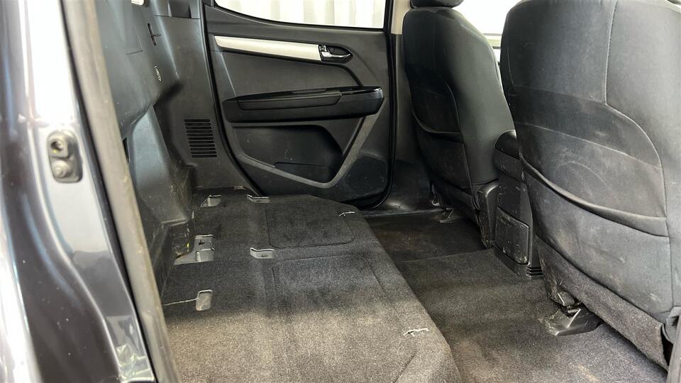 Isuzu D-Max vaihtoauto