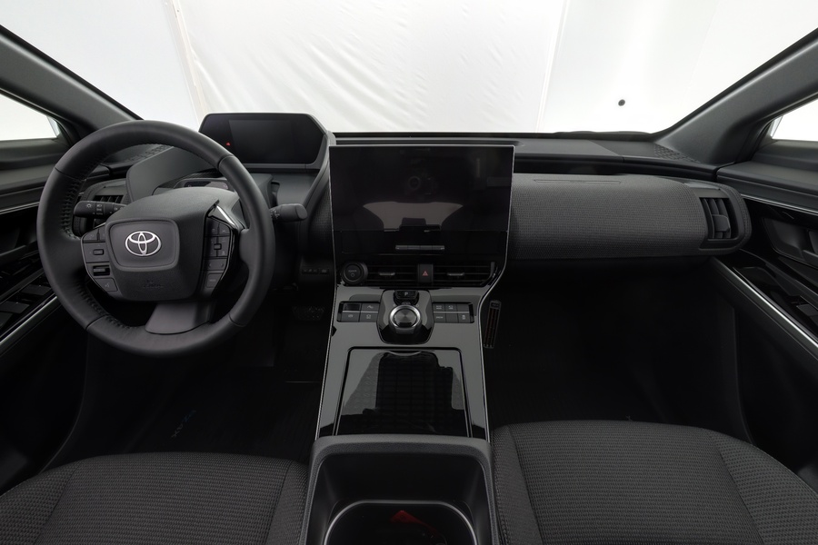 Toyota bZ4X vaihtoauto