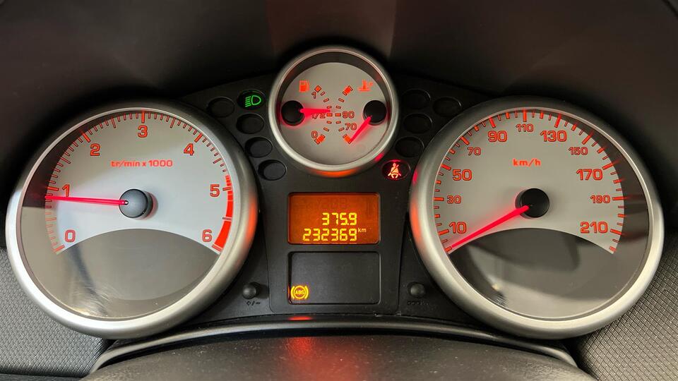 Peugeot 207 vaihtoauto