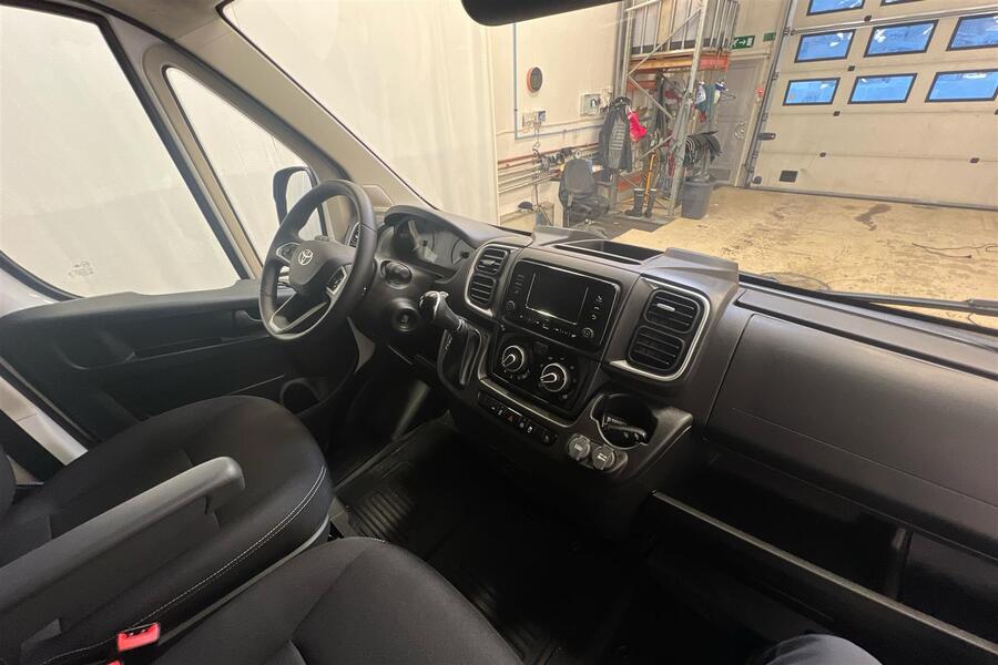 Toyota Proace MAX vaihtoauto