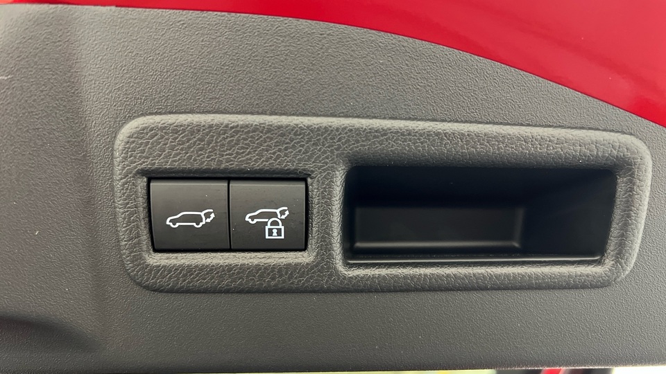 Toyota bZ4X vaihtoauto